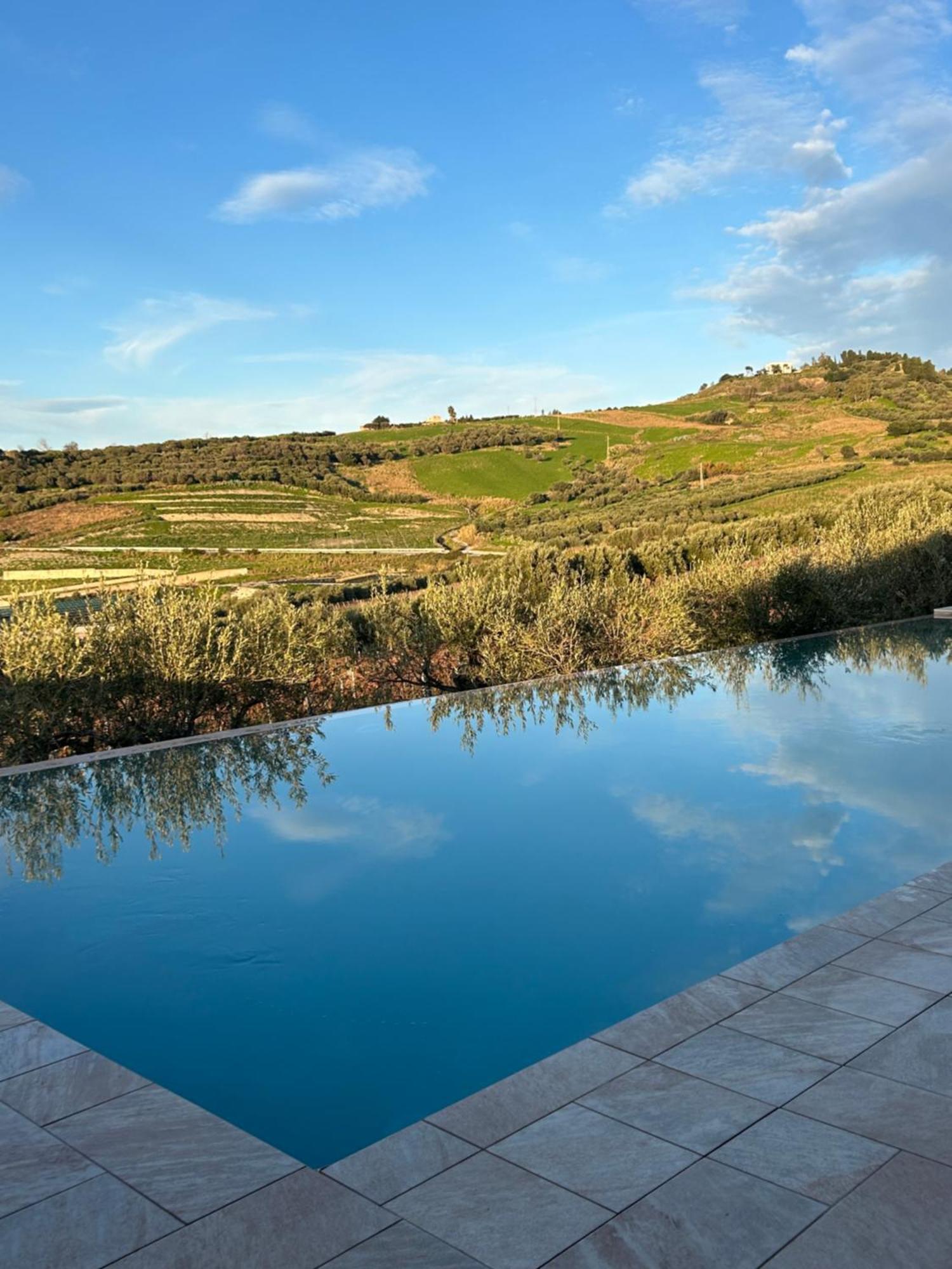 Chalet Tenuta Lacco Furnari Dış mekan fotoğraf